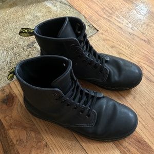 Dr. Martens Sheridan Boot